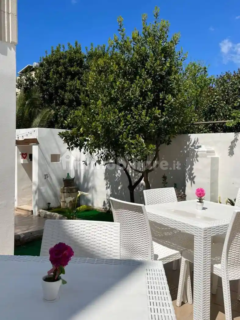 Terratetto unifamiliare via Roma 240, Alezio - foto 2