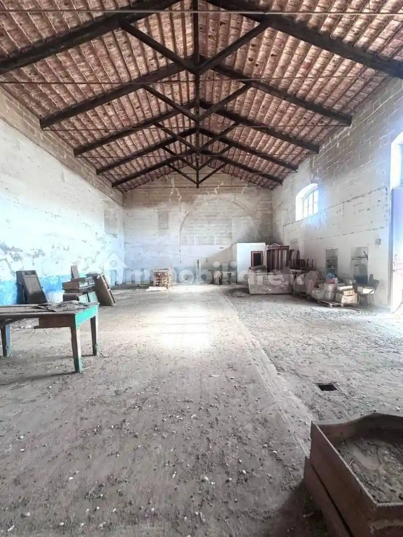 Palazzo - Edificio in vendita a Sannicola