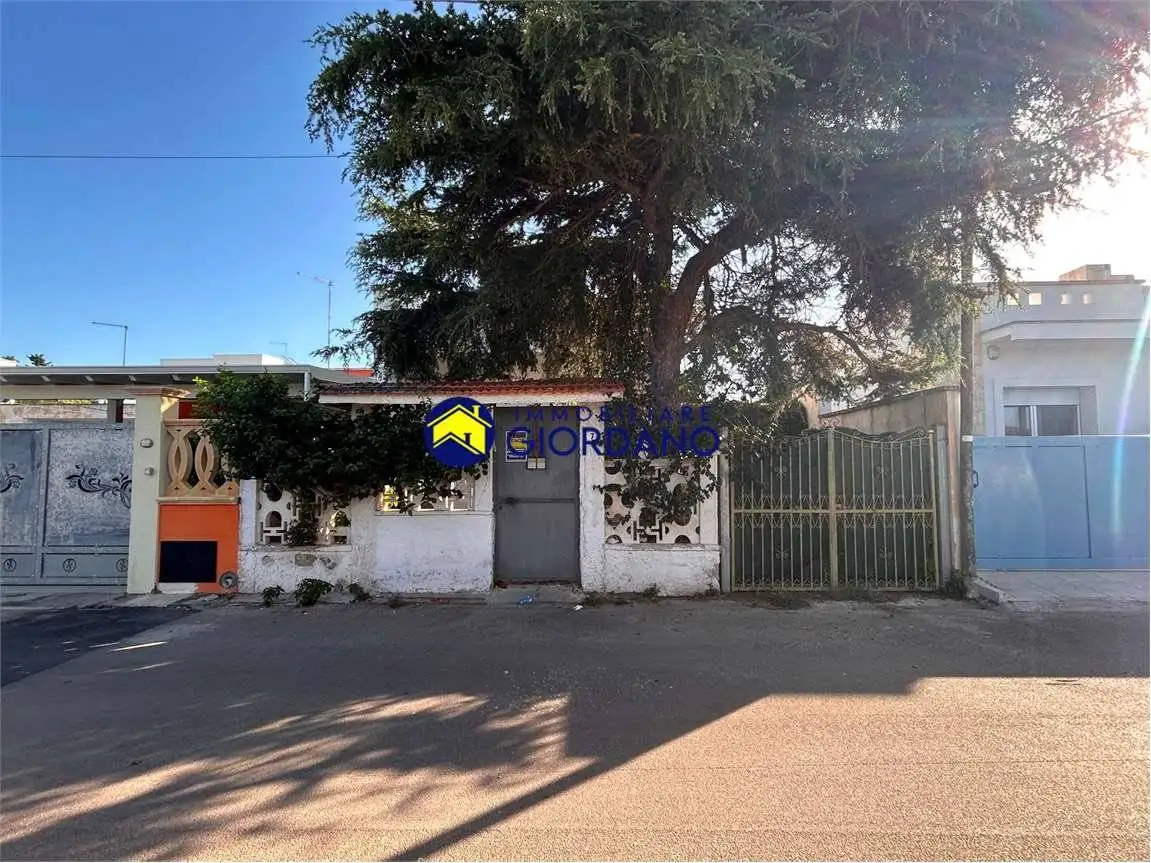 Casa indipendente in vendita a Squinzano