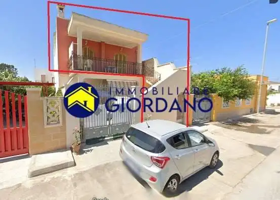 Casa indipendente in vendita a Squinzano