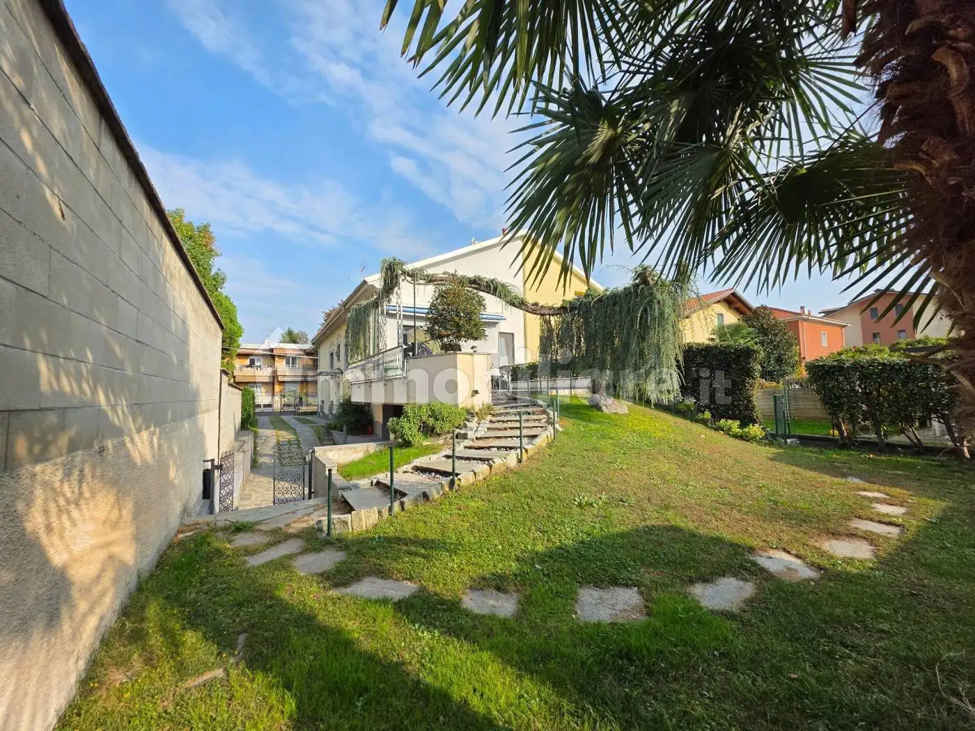 Villa in vendita a Legnano