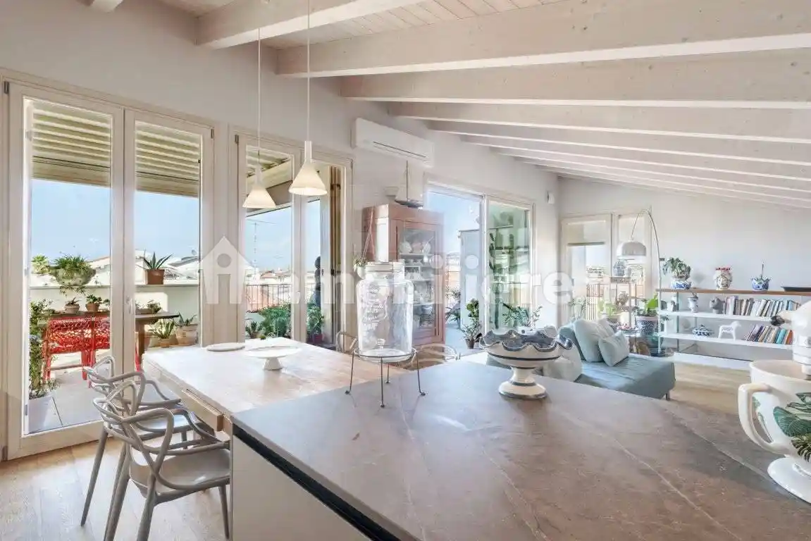 Appartamento in vendita a Desenzano del Garda