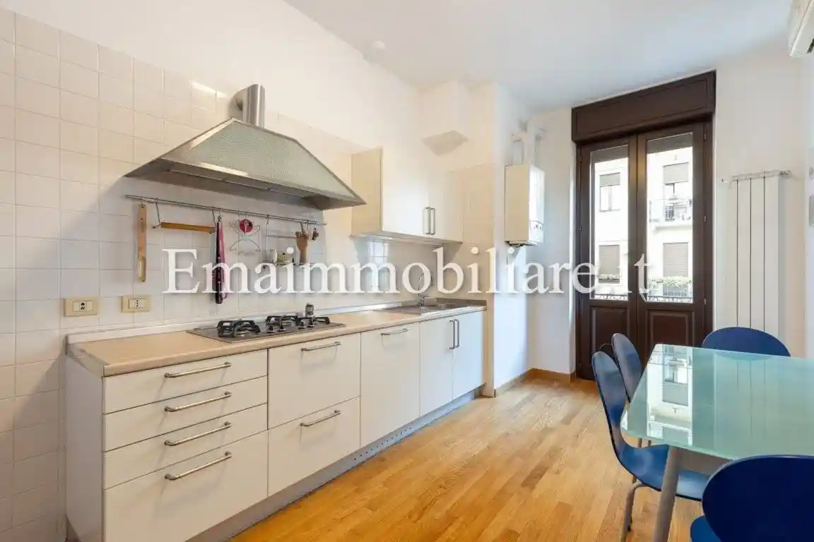 Bilocale via Luigi Settembrini 7, Centrale, Milano - foto 2