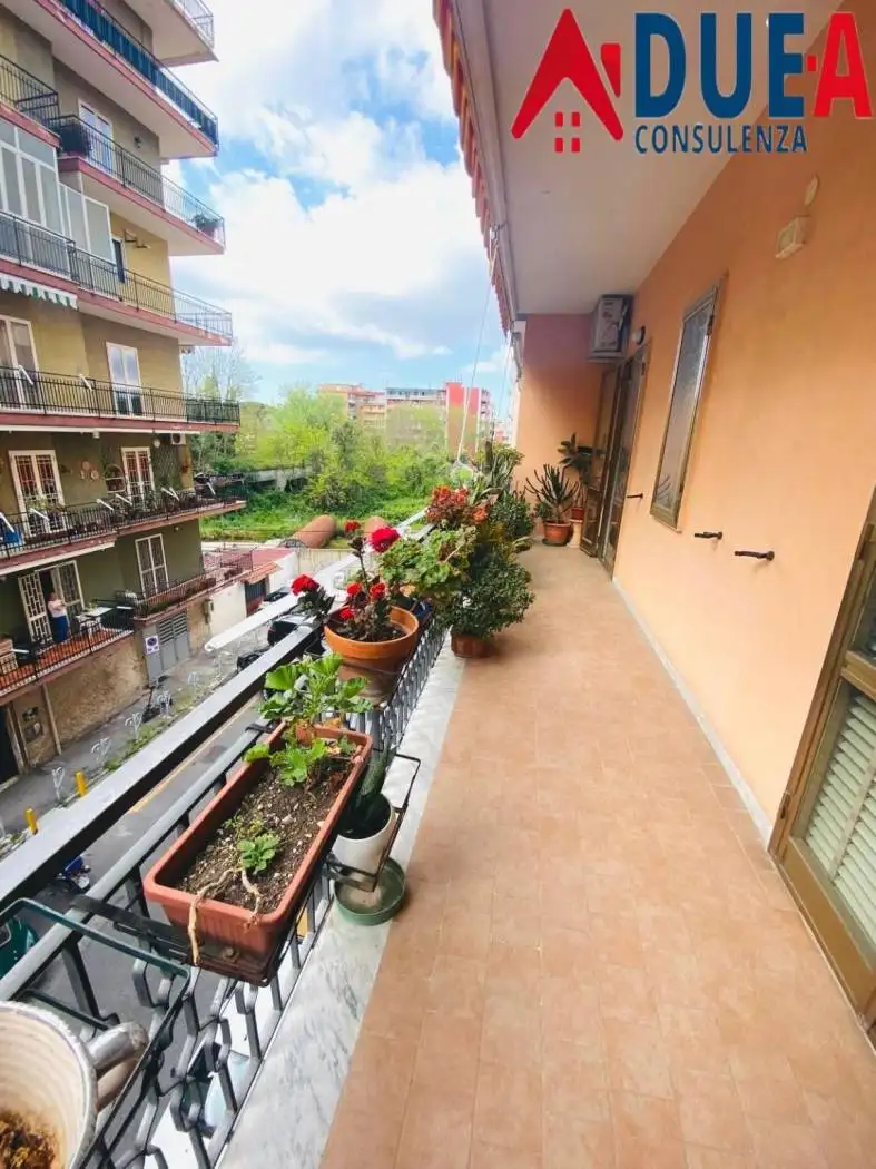Appartamento in vendita a Napoli