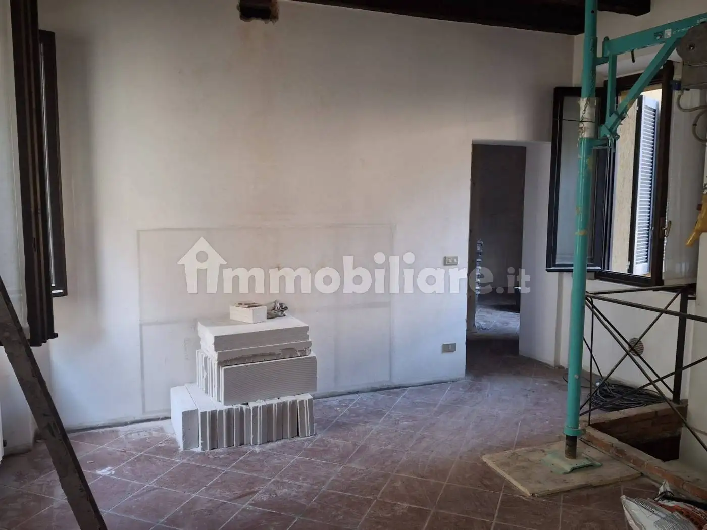 Trilocale via Pierino Colombo, Centro, Vimercate - foto 3