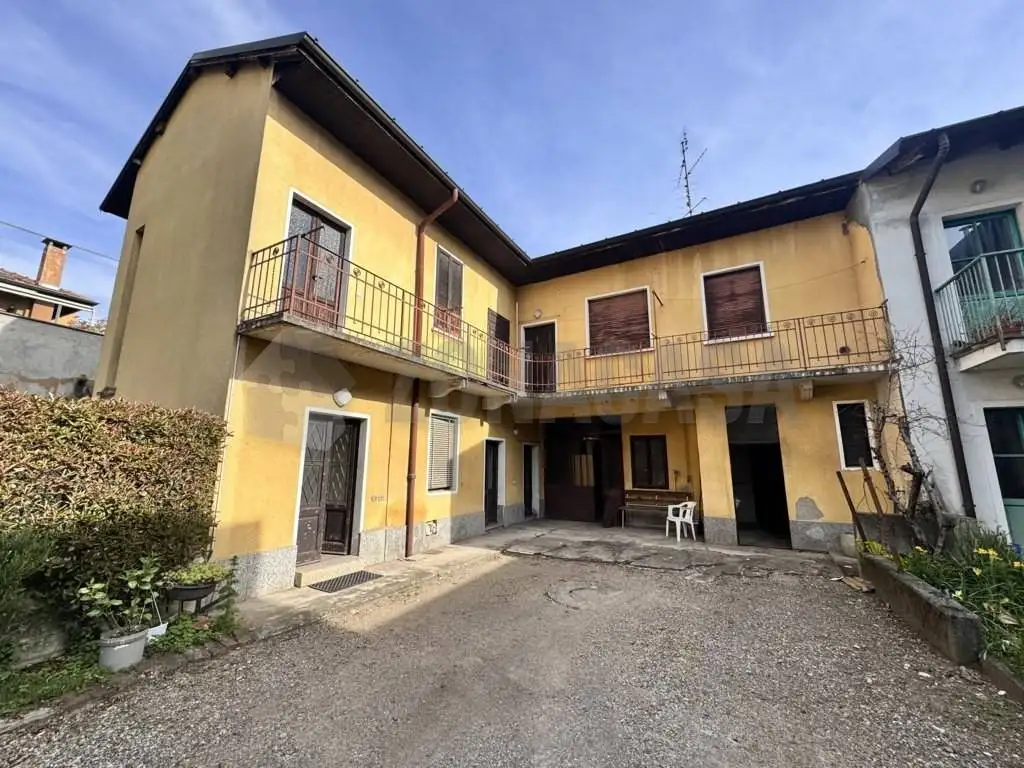 Casa indipendente in vendita a Gallarate