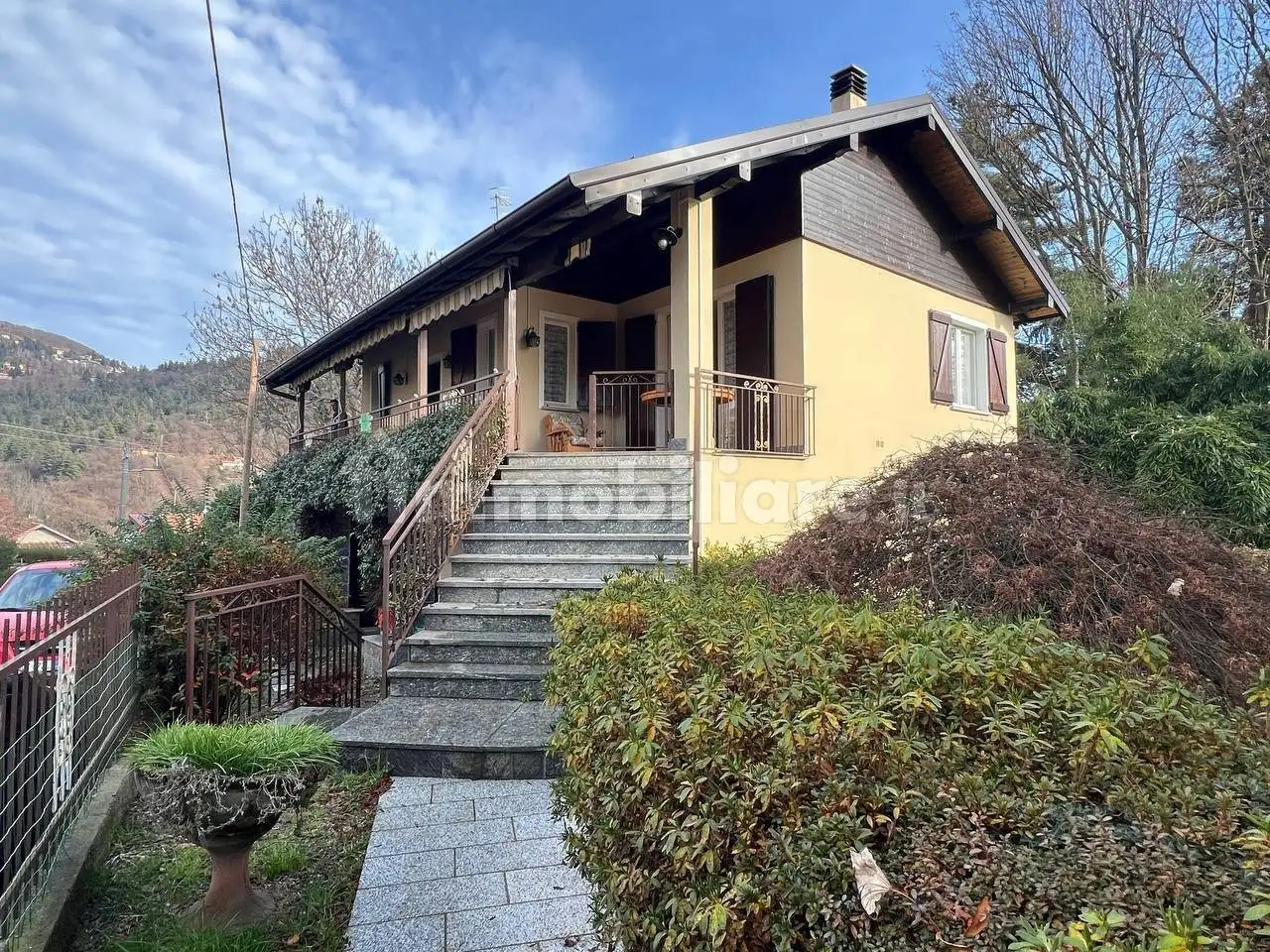 Casa indipendente in vendita a Bee