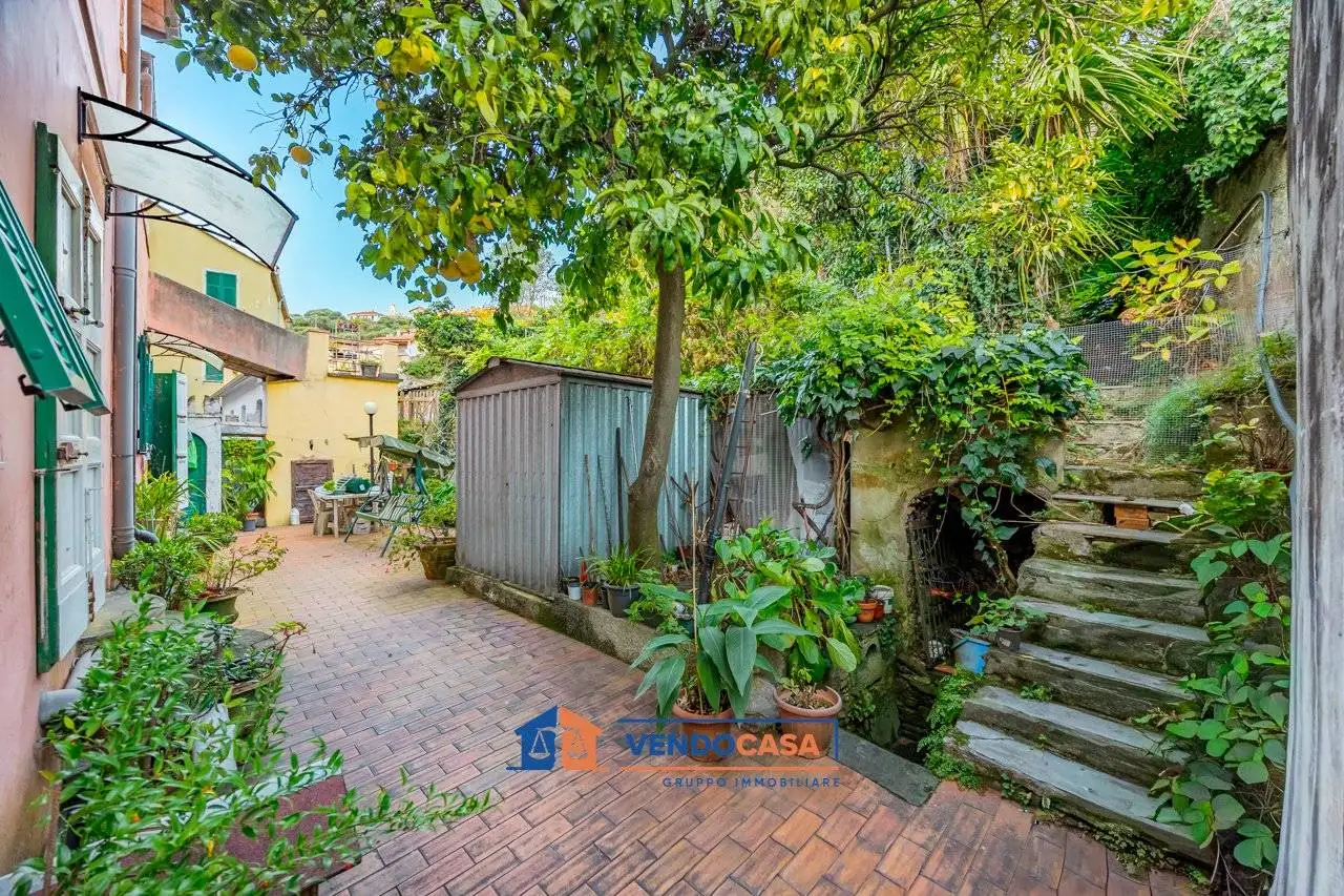 Appartamento via Emilio Vecchia 14, Casanova, Varazze - foto 5