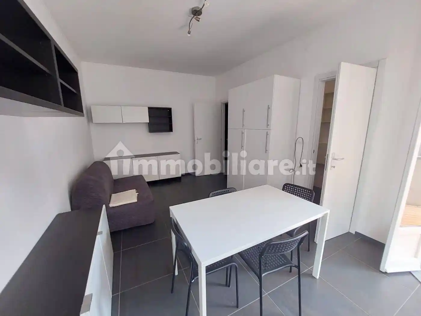 Bilocale via Eugenio Camerini 8, Casoretto, Milano - foto 3