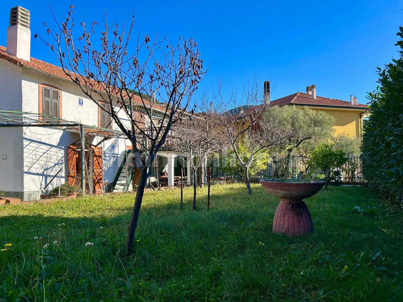 Villa in vendita a Varazze