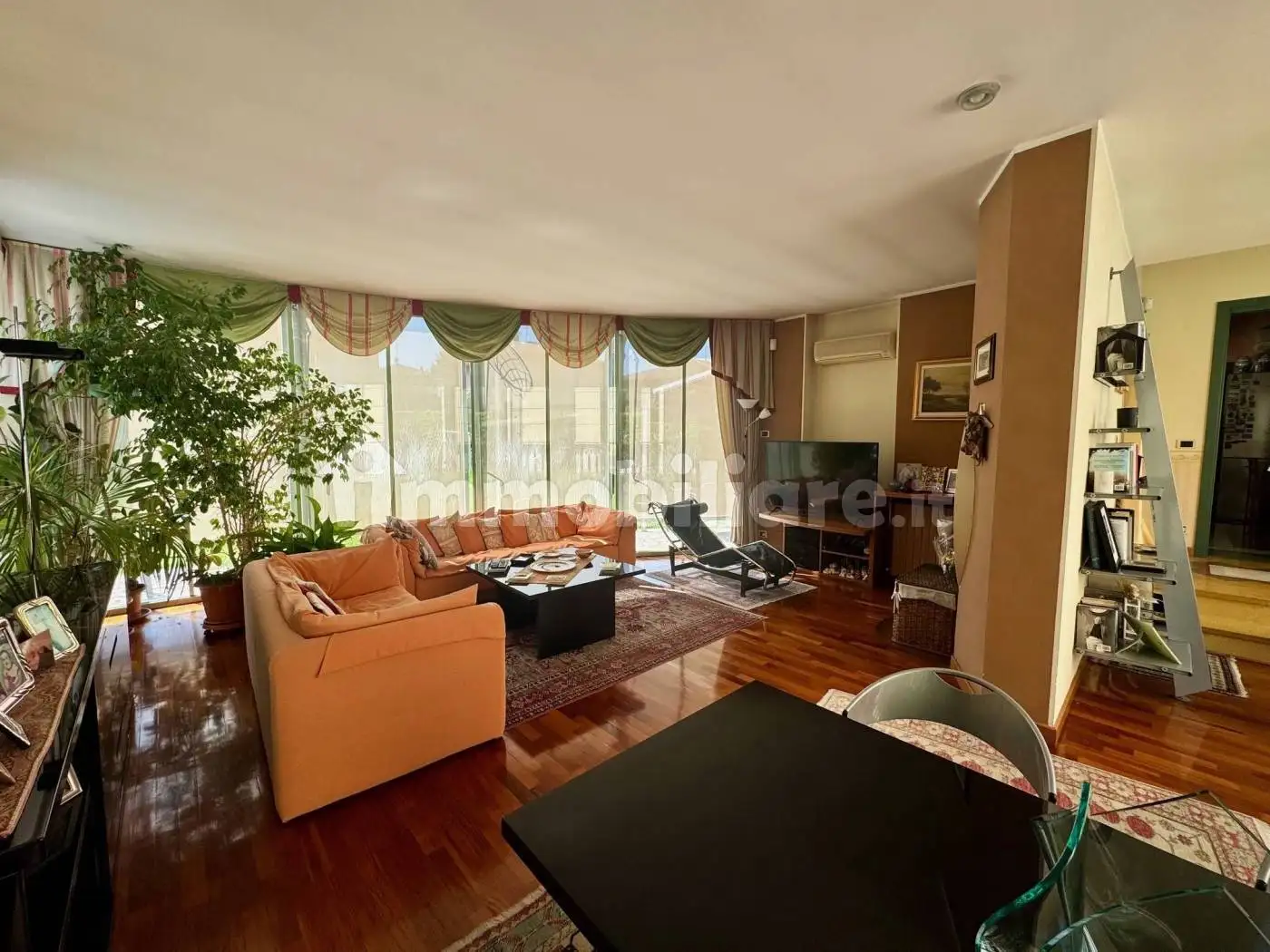 Villa in vendita a Voghera