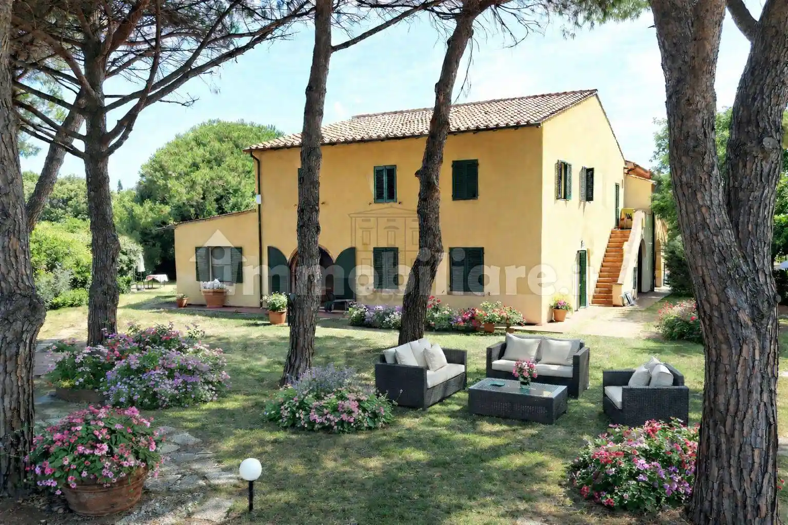 Rustico - Casale in vendita a Cecina