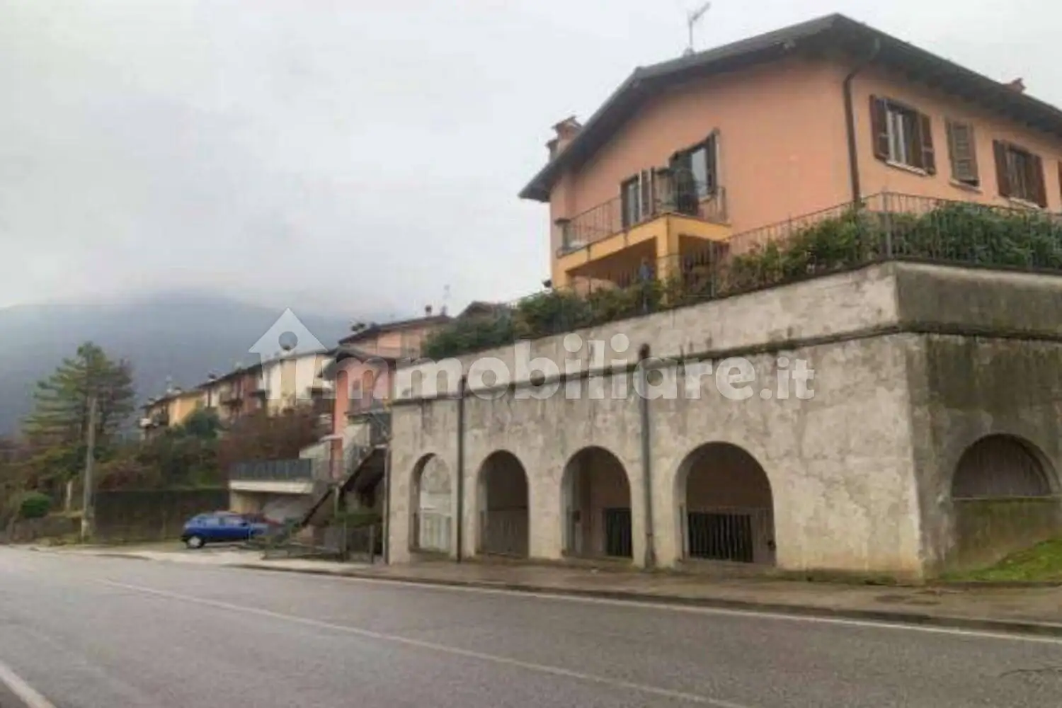 Appartamento in asta a Caino