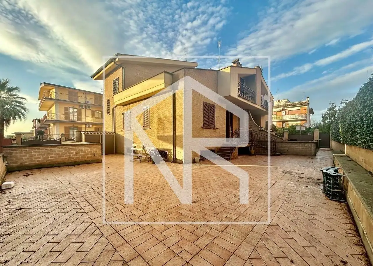 Villa in vendita a Roma