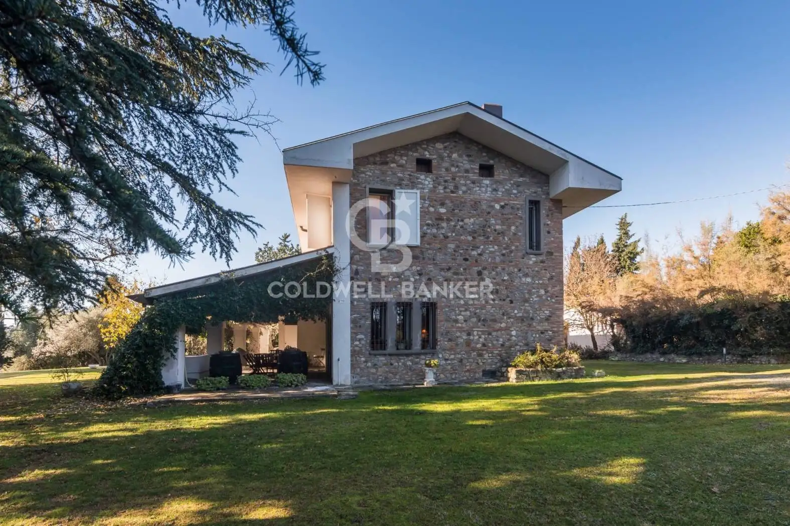 Villa in vendita a Santarcangelo di Romagna