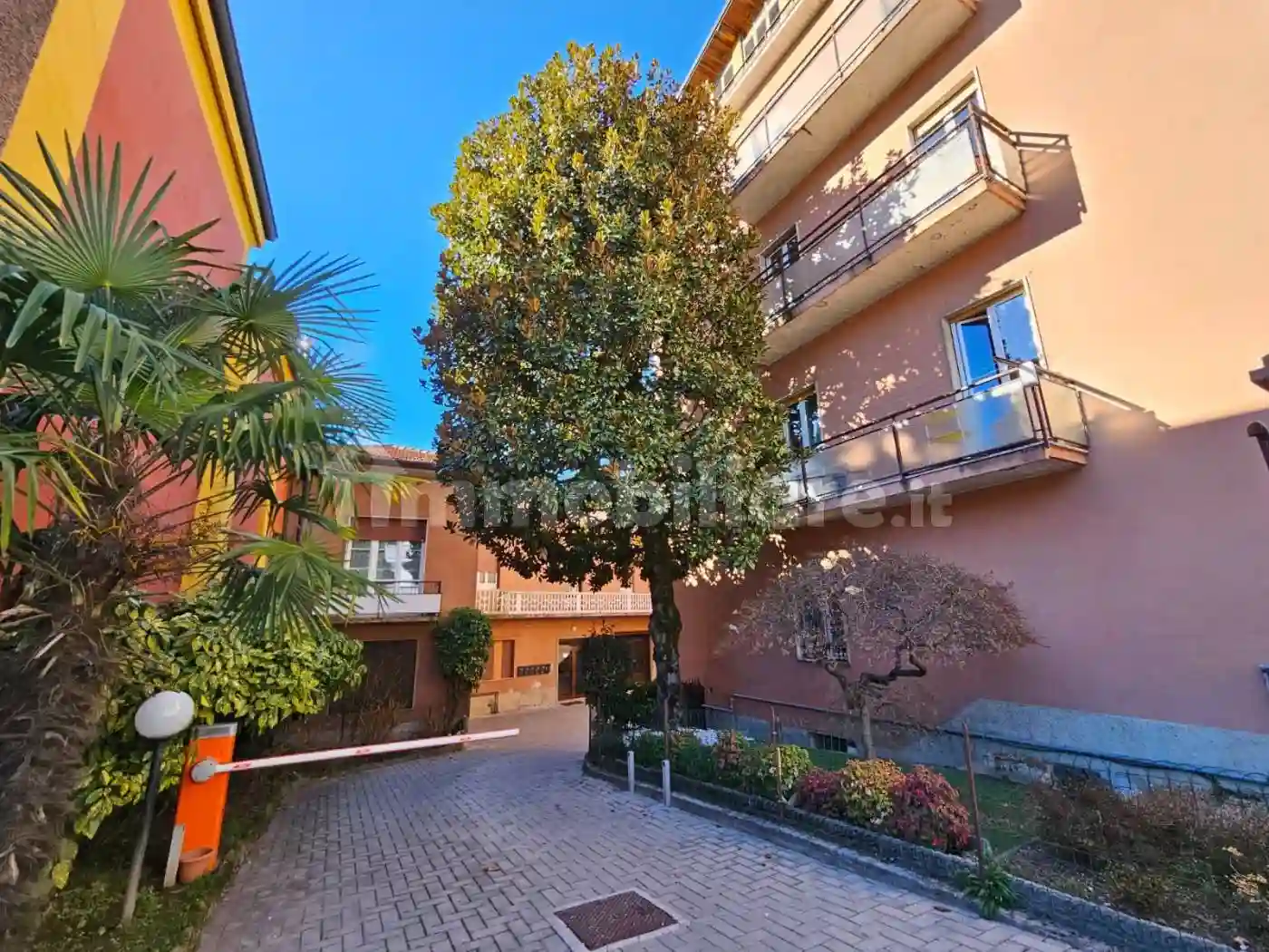 Palazzo - Edificio - foto 2