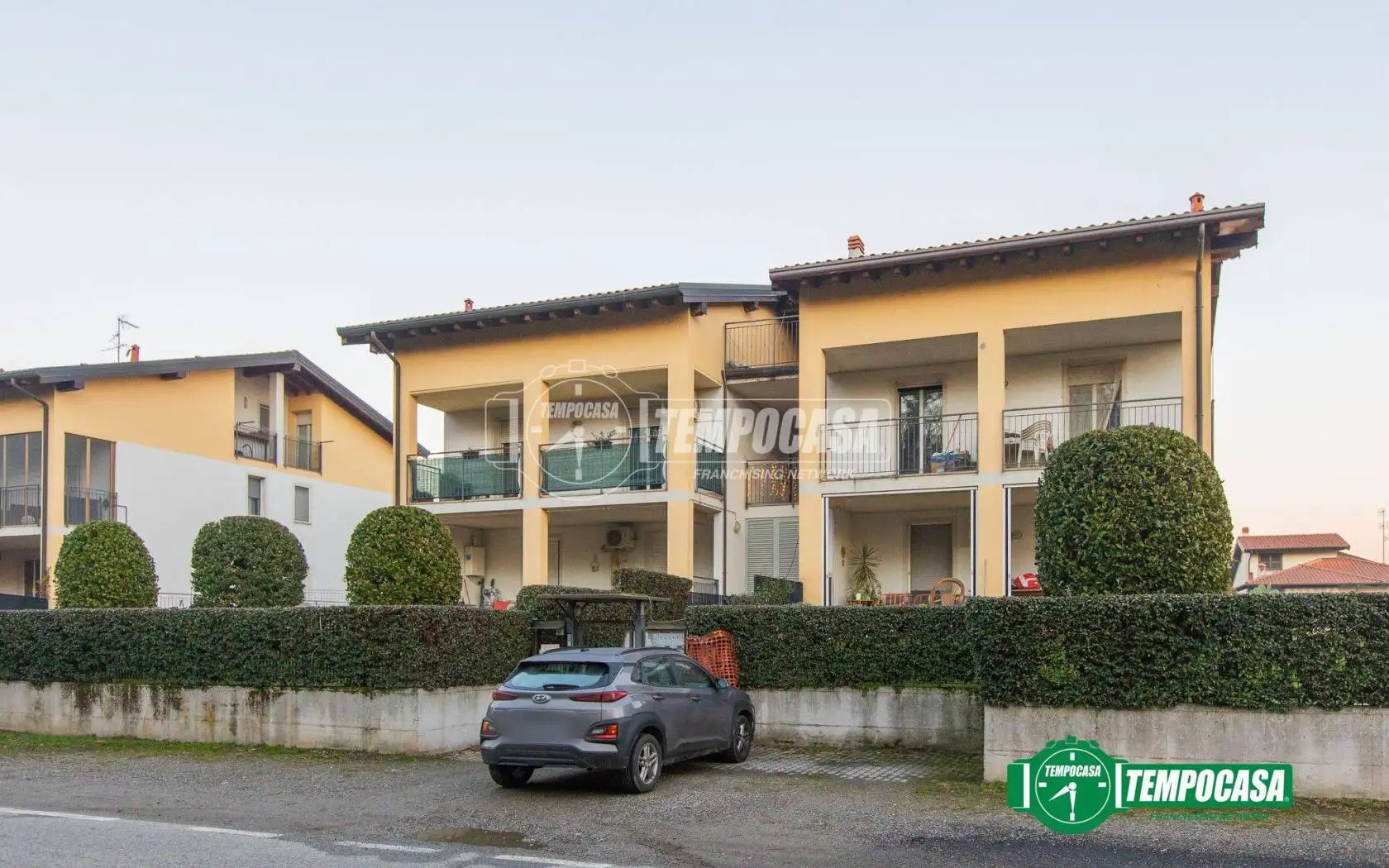 Trilocale via C. Colombo 61, Centro, Bellinzago Novarese - foto 2