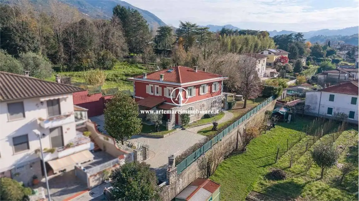 Villa unifamiliare via giuseppe ungaretti , 22, Camaiore Paese, Camaiore - foto 5