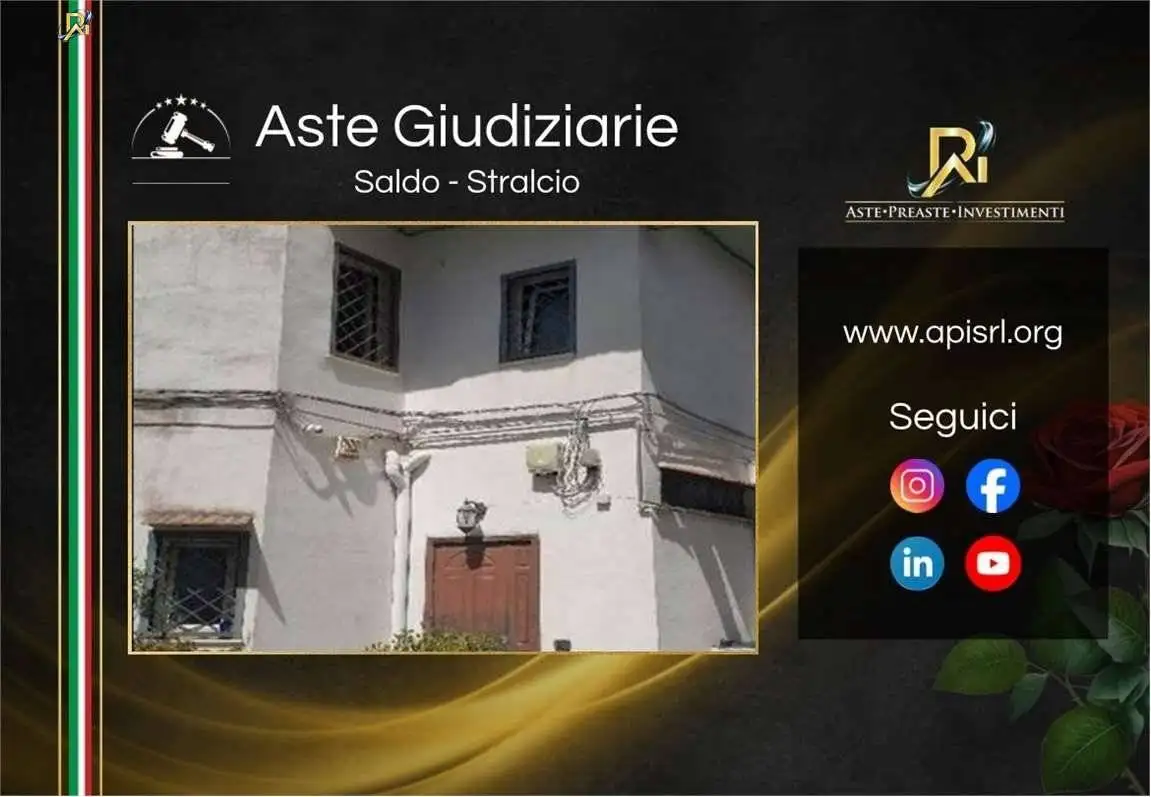 Casa indipendente in vendita a Pozzuoli
