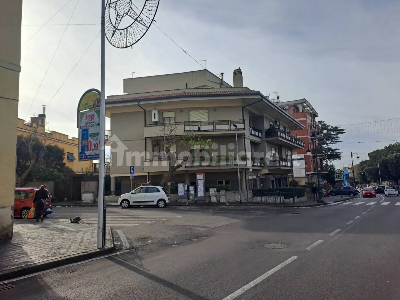 Trilocale viale 24 Maggio 2, Centro, Marino - foto 2