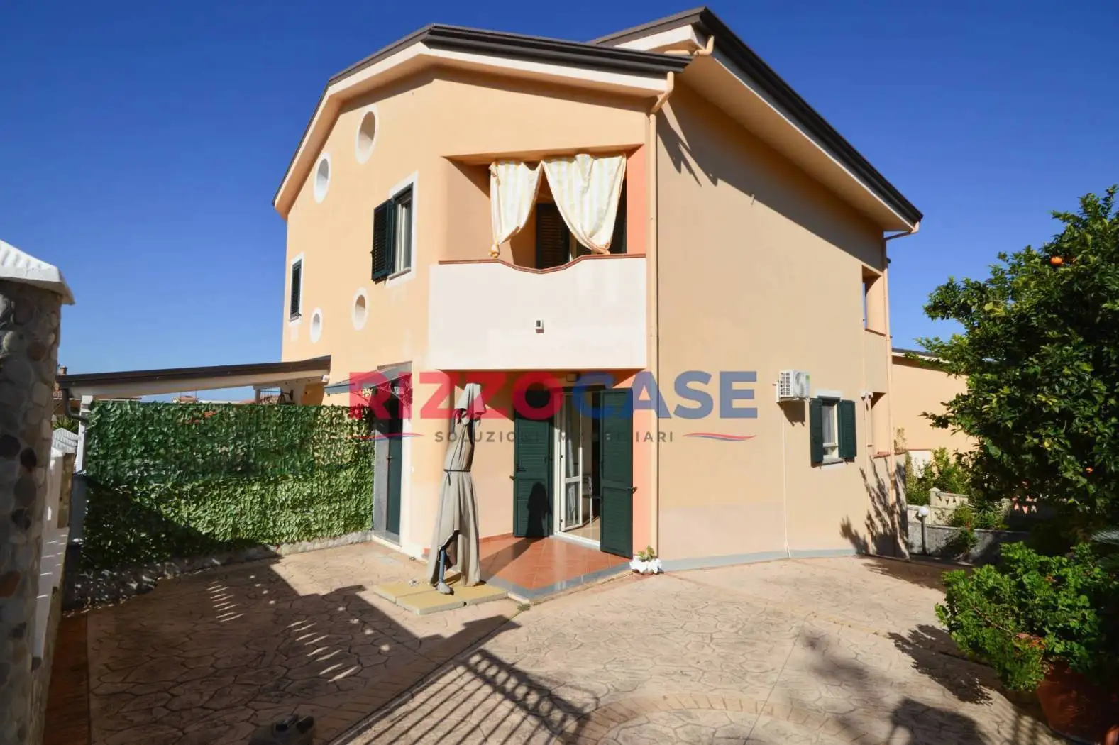 Villa in vendita a Mandatoriccio