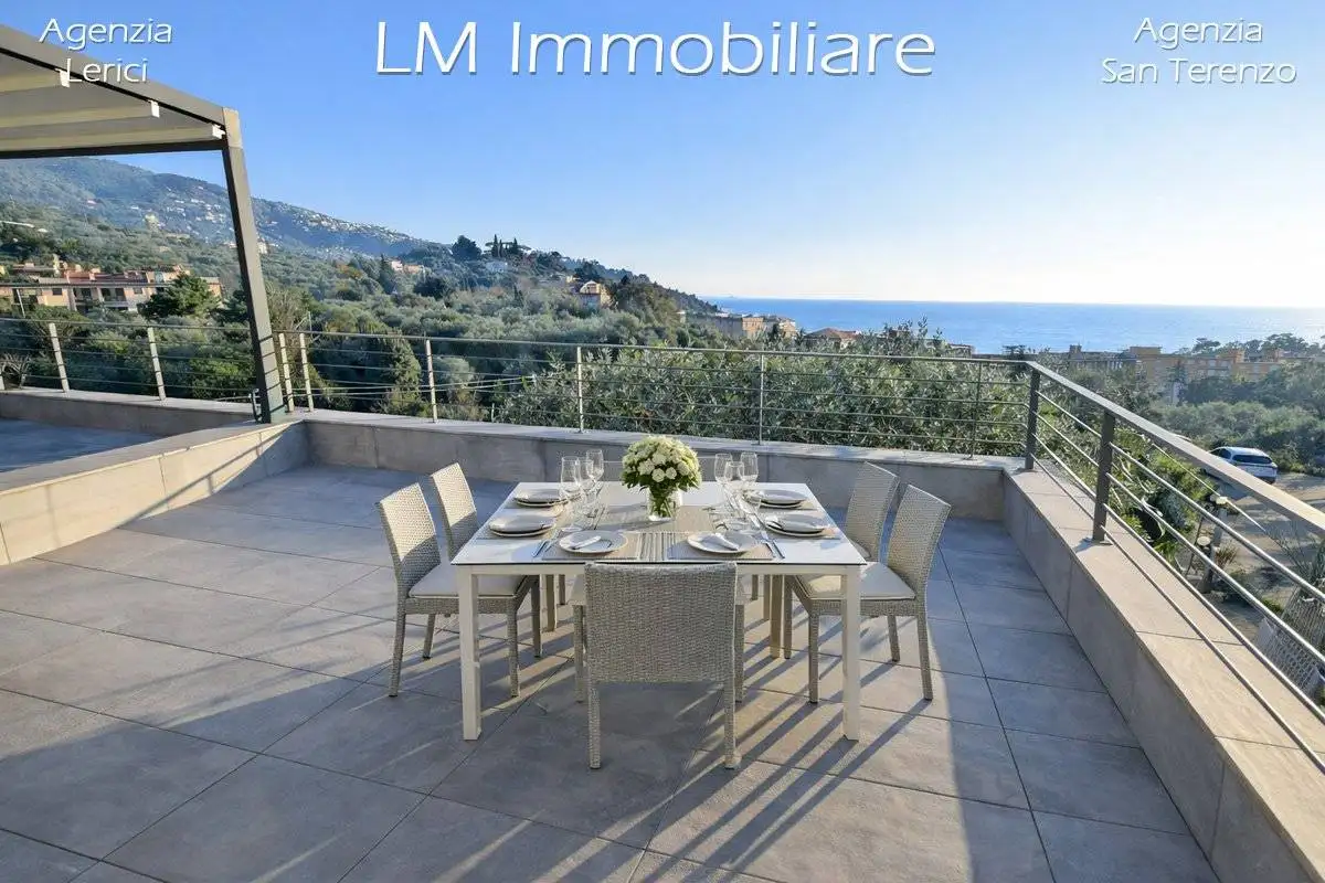 Appartamento in vendita a Lerici