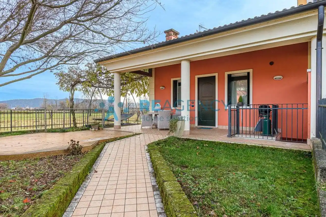 Villetta a schiera - foto 2