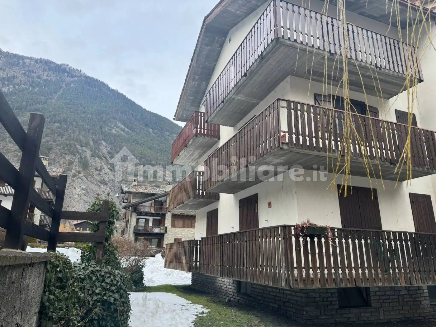 Appartamento in vendita a Morgex