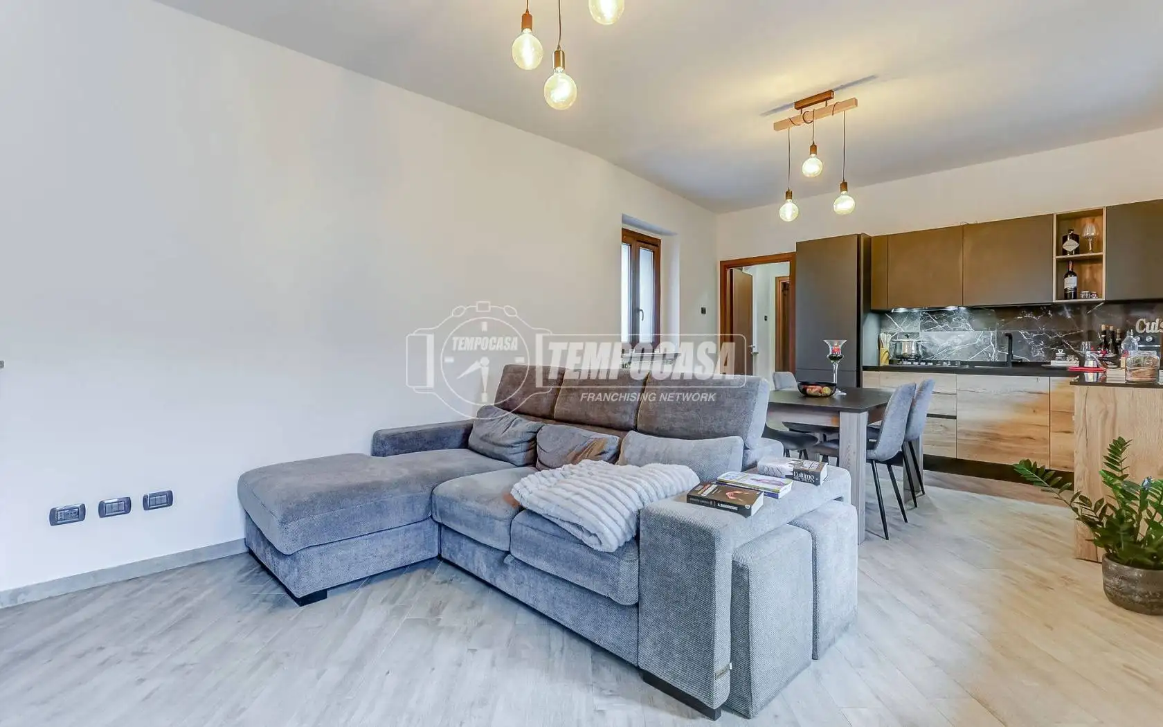 Appartamento in vendita a Golasecca