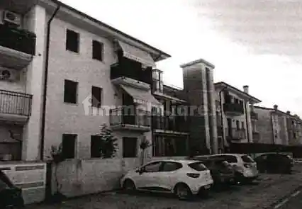 Appartamento all'asta via Leonardo da Vinci, Giavera del Montello - foto 2