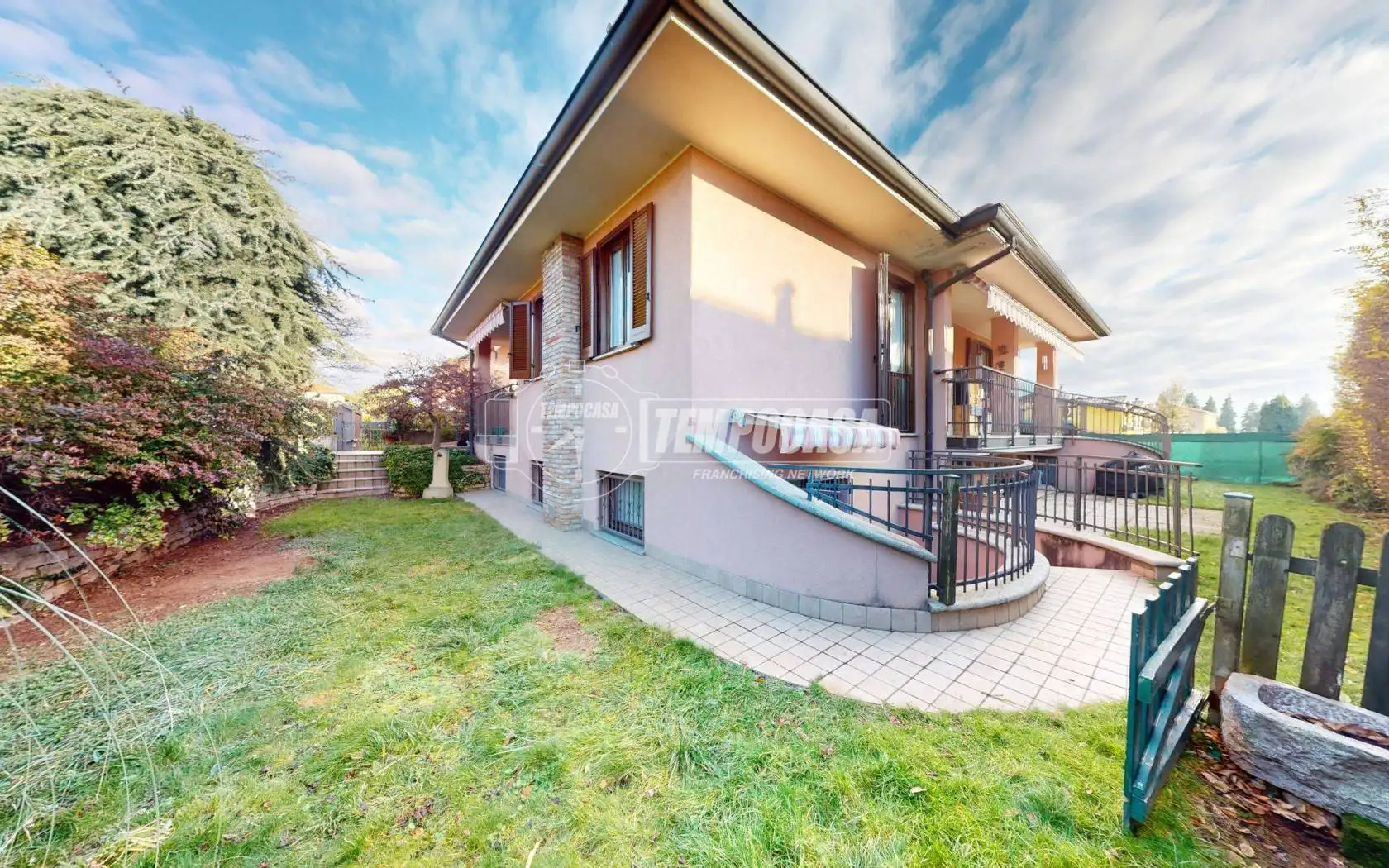 Villa in vendita a Olgiate Comasco