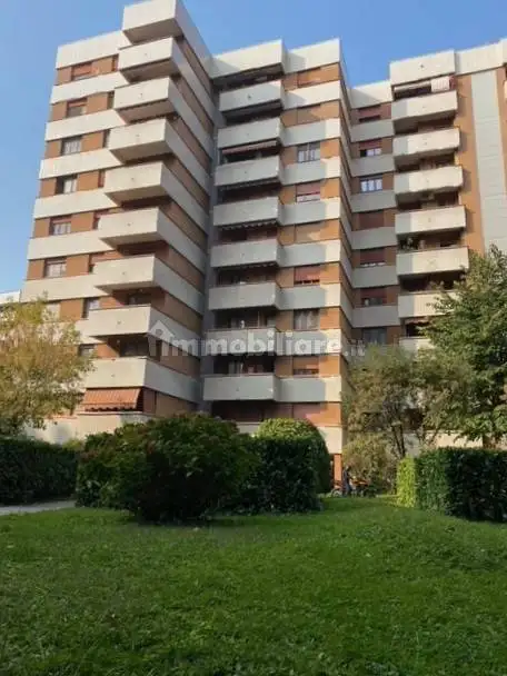 Quadrilocale via Amerigo Vespucci 11, San Giuliano, Cologno Monzese - foto 3