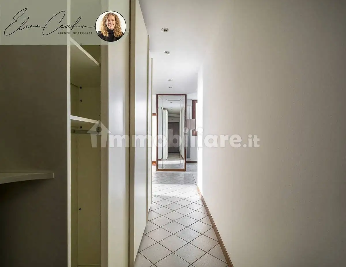 Quadrilocale via Orsoline 27, Duomo, Treviso - foto 2