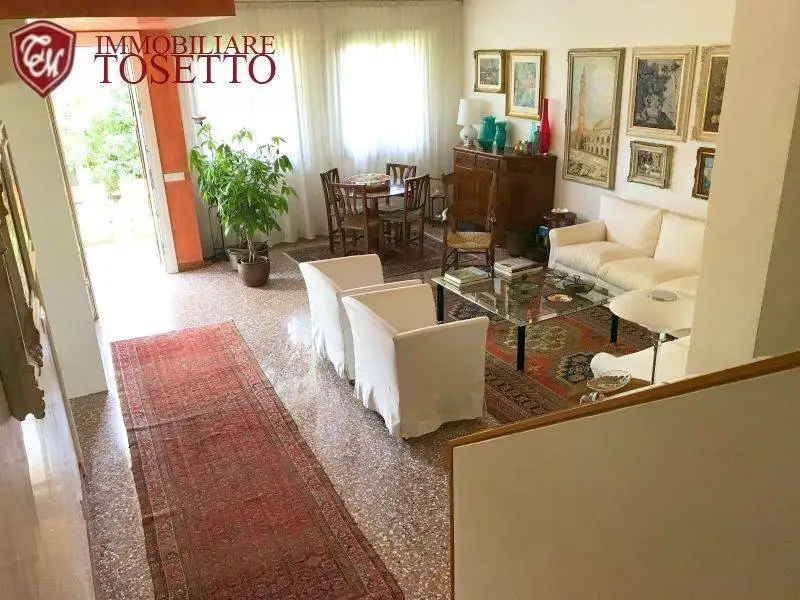 Villa bifamiliare via Bari, Centro, Creazzo - foto 4