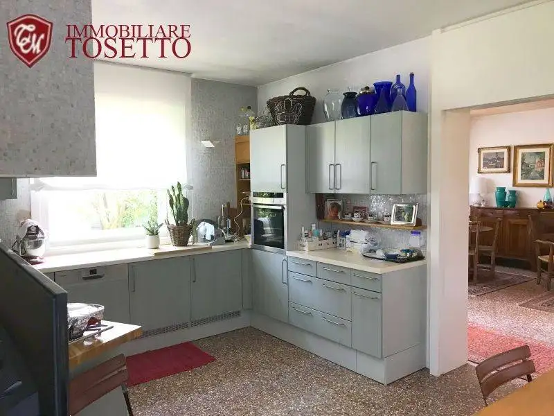 Villa bifamiliare via Bari, Centro, Creazzo - foto 5