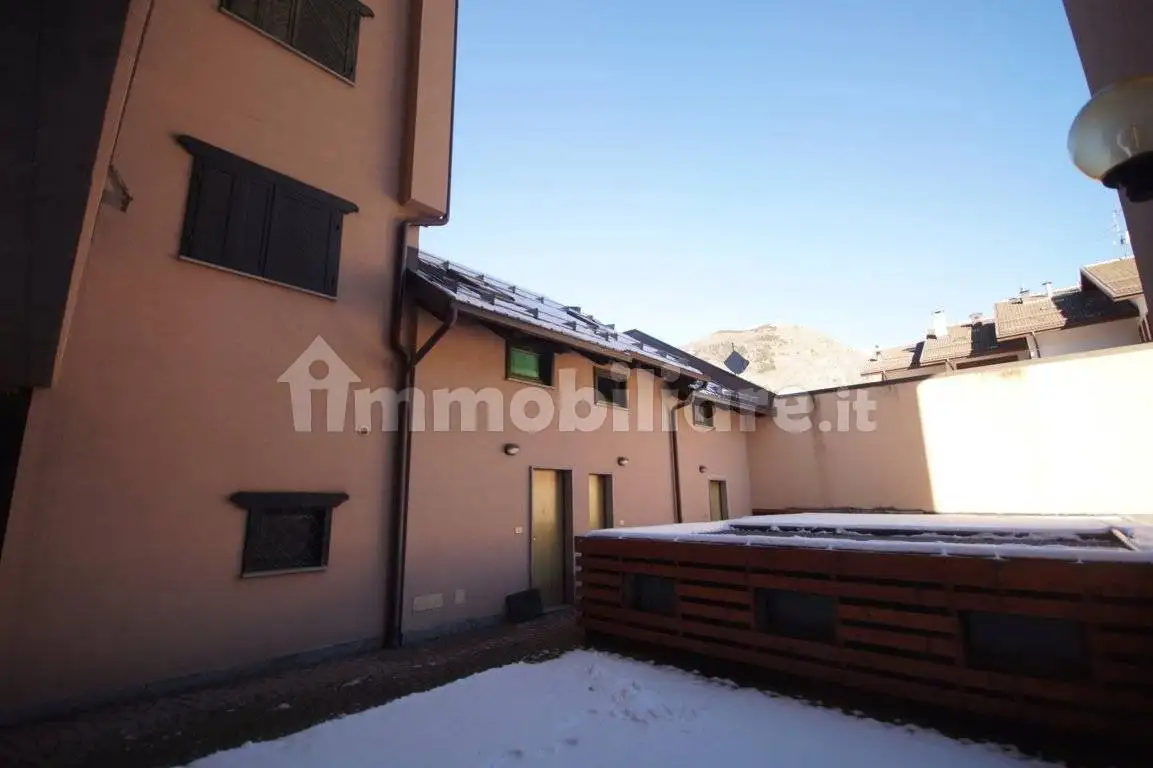 Villa a schiera via Papa Giovanni XXIII 2, Centro, Bardonecchia - foto 3