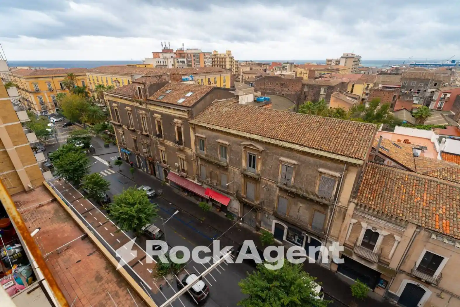 Trilocale via Don Luigi Sturzo, 142, Centro Storico, Catania - foto 4