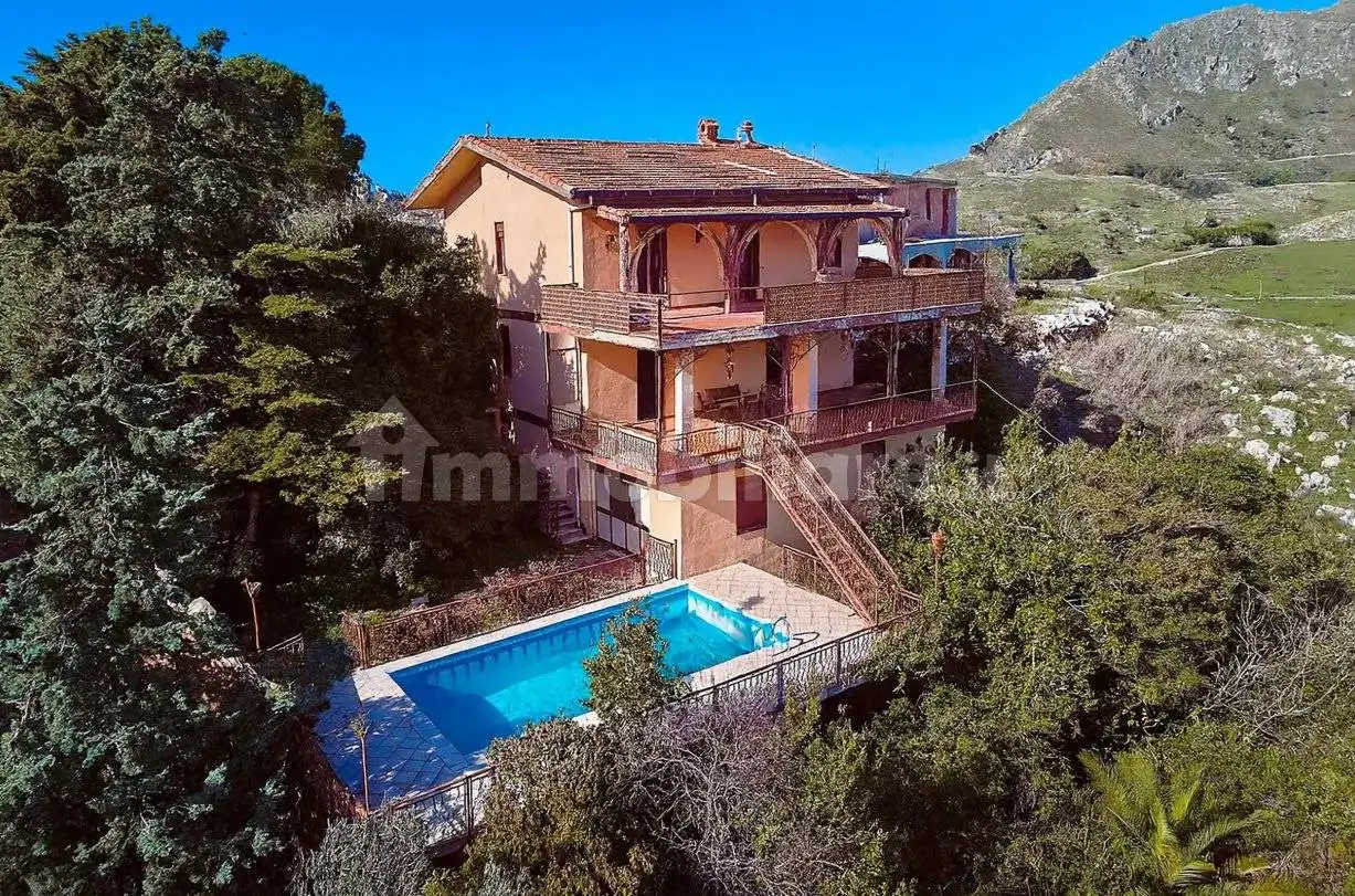 Villa in vendita a Monreale