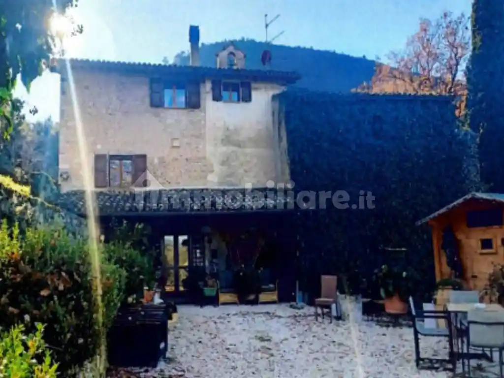Rustico - Casale in asta a Spoleto