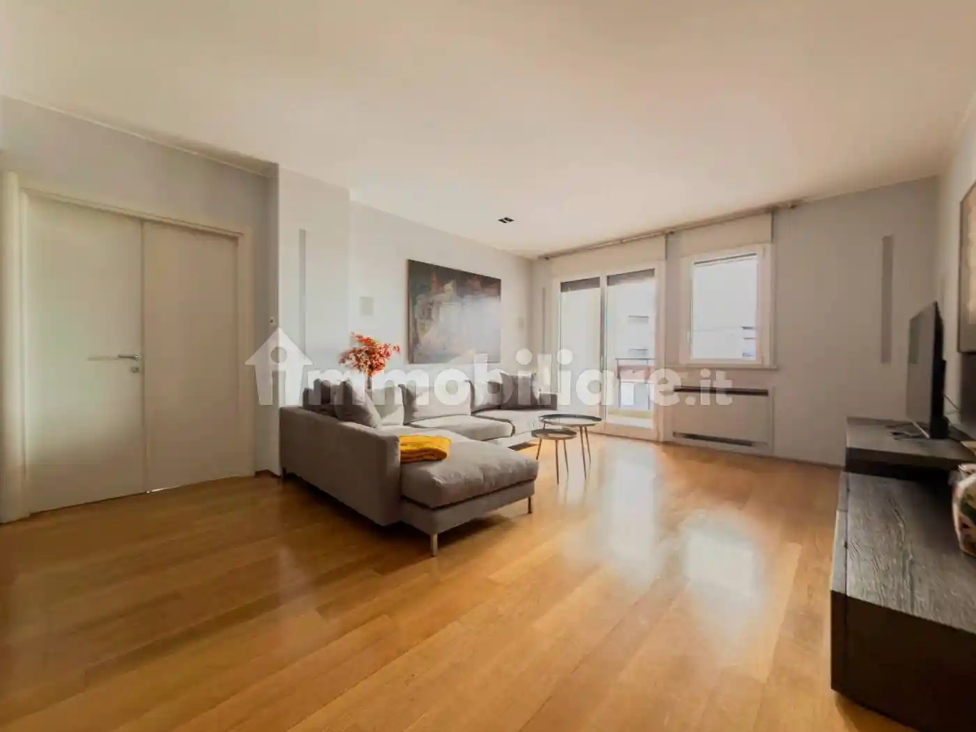 Trilocale viale Monte Grappa 4, Porta Nuova, Milano - foto 2