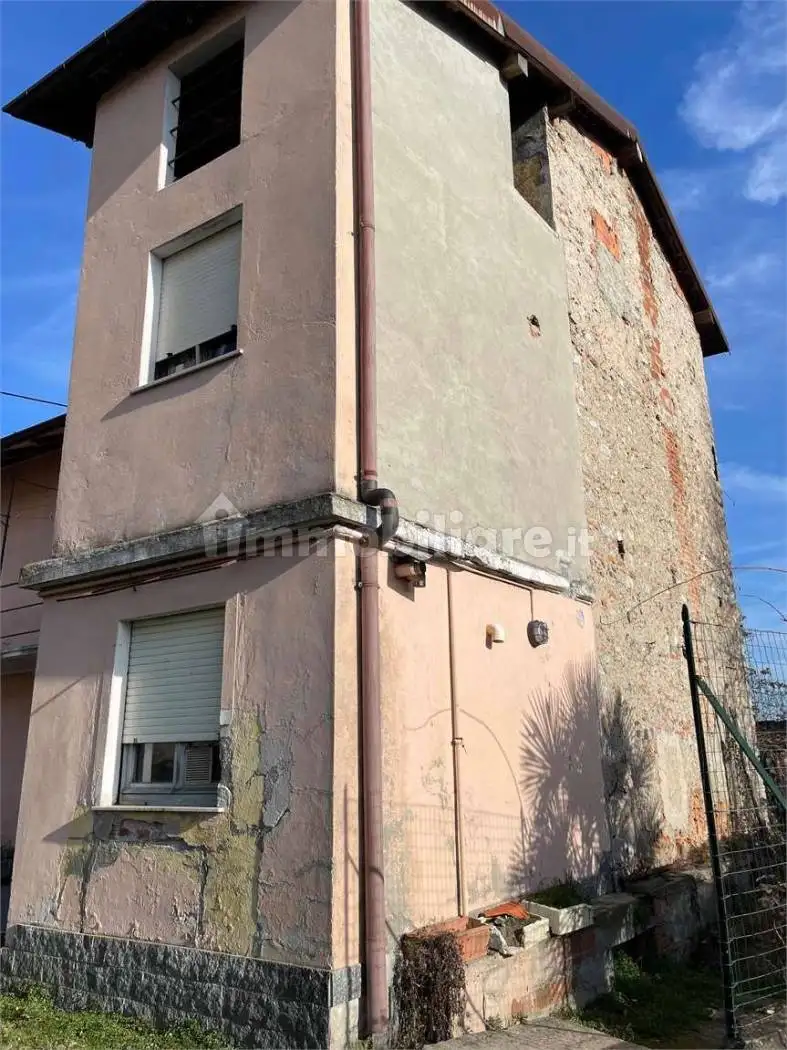 Terratetto unifamiliare via Delle Acacie, Centro, Castelletto Sopra Ticino - foto 3