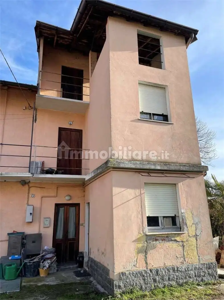 Terratetto unifamiliare via Delle Acacie, Centro, Castelletto Sopra Ticino - foto 4