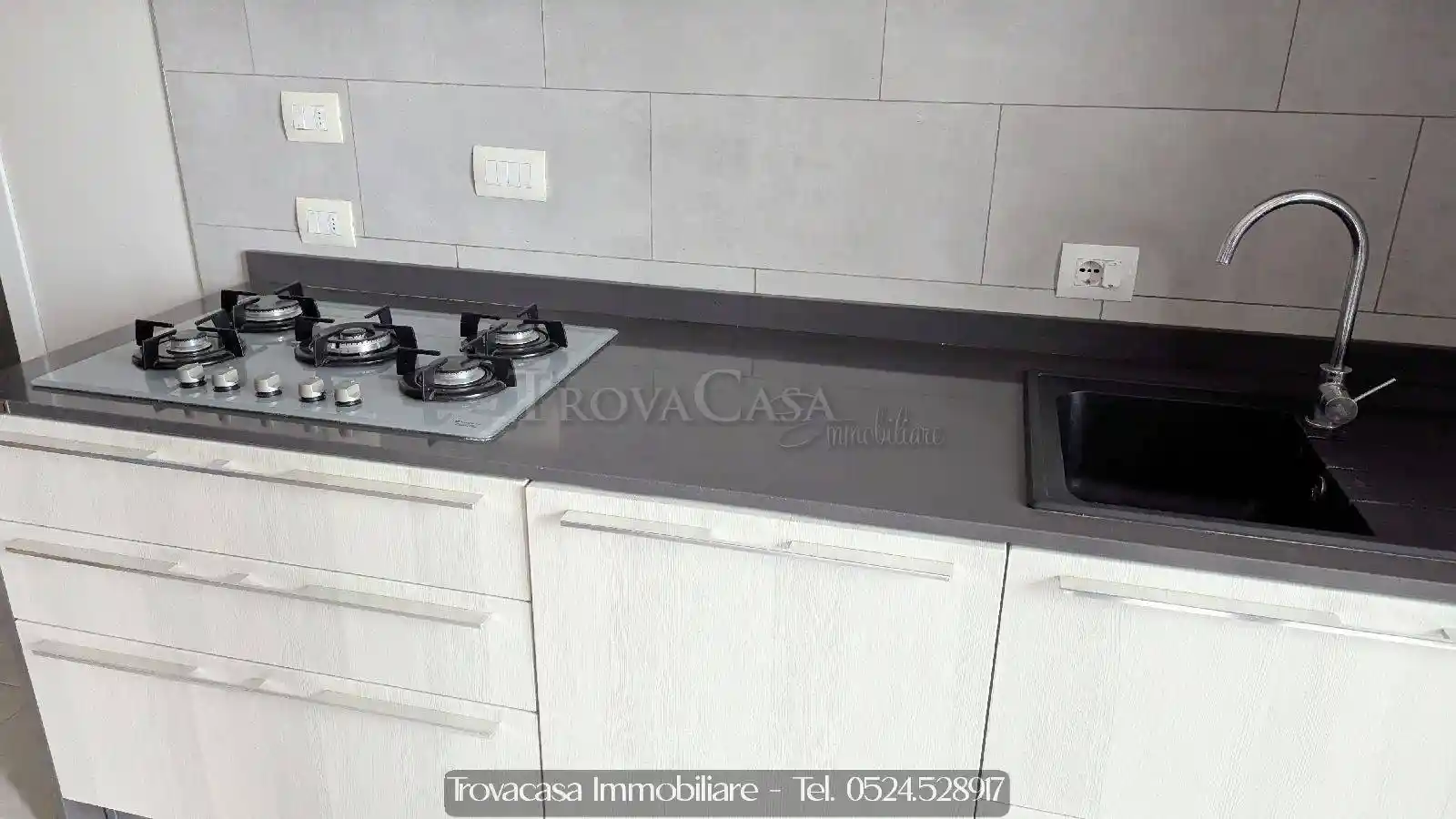 Trilocale via Monsignor Stringhini, Centro, Fidenza - foto 5