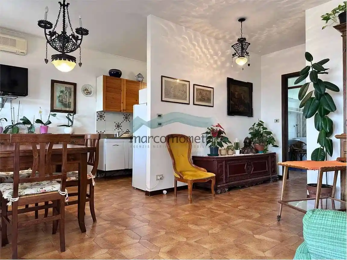 Trilocale buono stato, secondo piano, Centro, Vittorio Veneto - foto 2