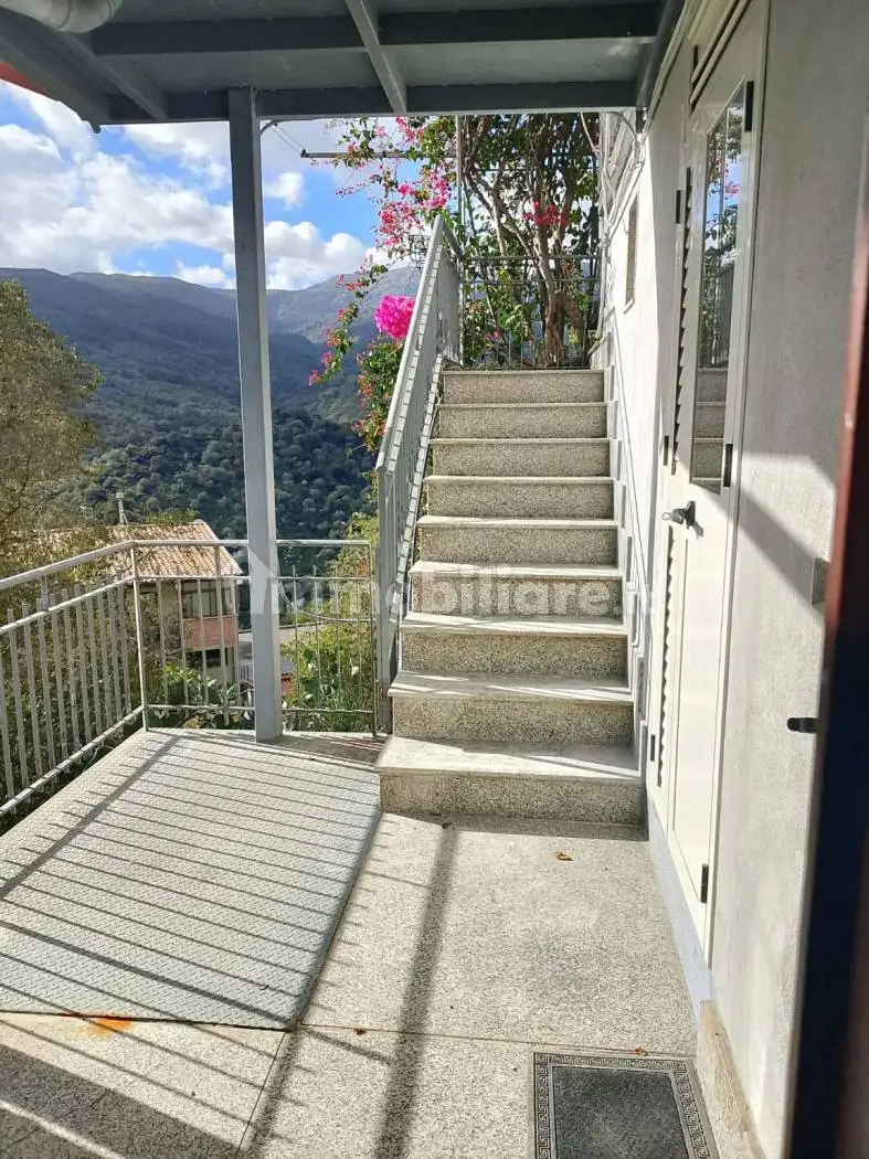 Terratetto unifamiliare via dei Grifoni, Alcara li Fusi - foto 5