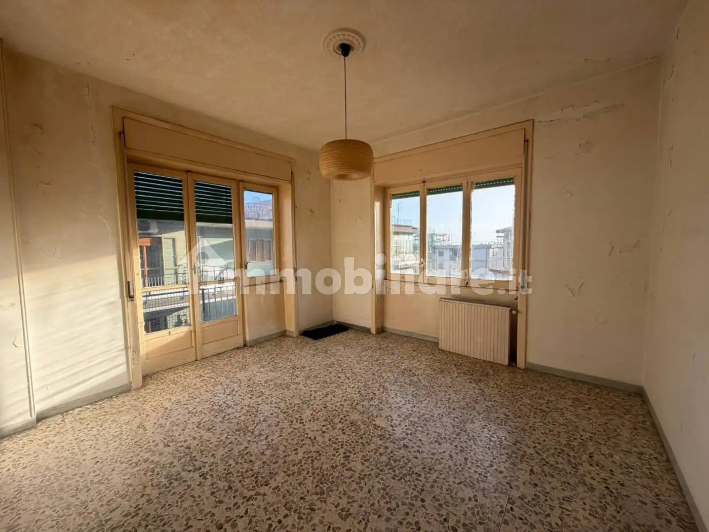 Appartamento in vendita a Salerno