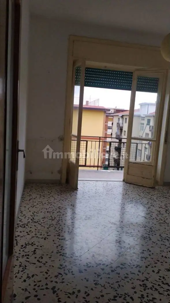 Quadrilocale via Posidonia, Torrione, Salerno - foto 3