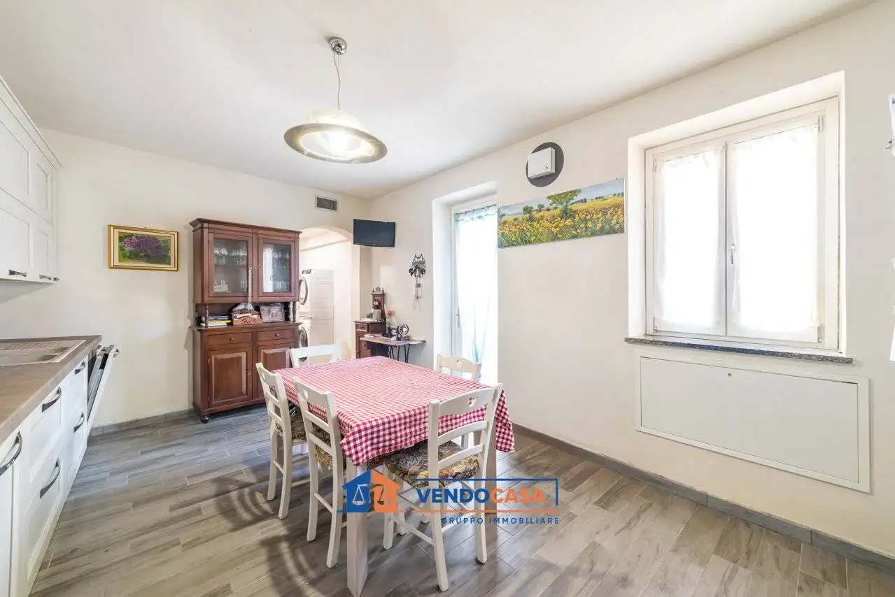 Trilocale via Umberto I, Centro, Bra - foto 2