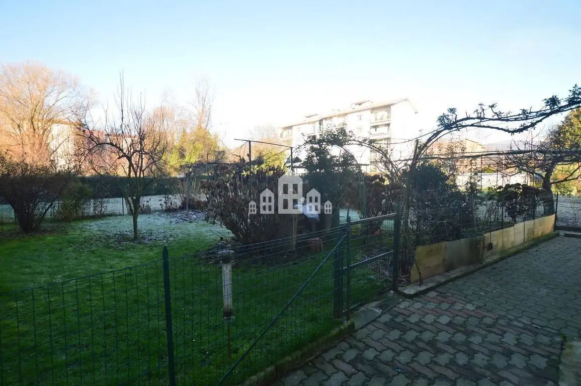 Terratetto unifamiliare Strada Per Cuorgnè 24, Centro, Castellamonte - foto 2