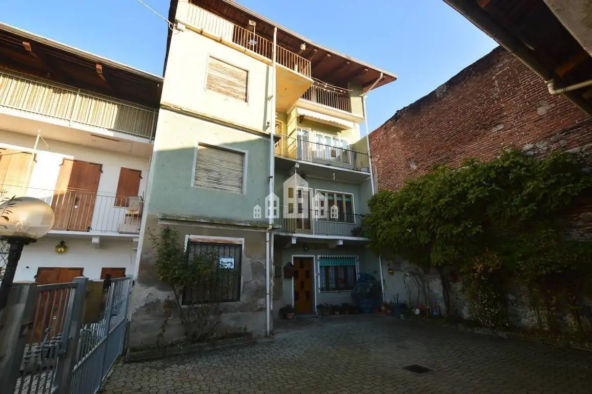 Terratetto unifamiliare Strada Per Cuorgnè 24, Centro, Castellamonte - foto 5